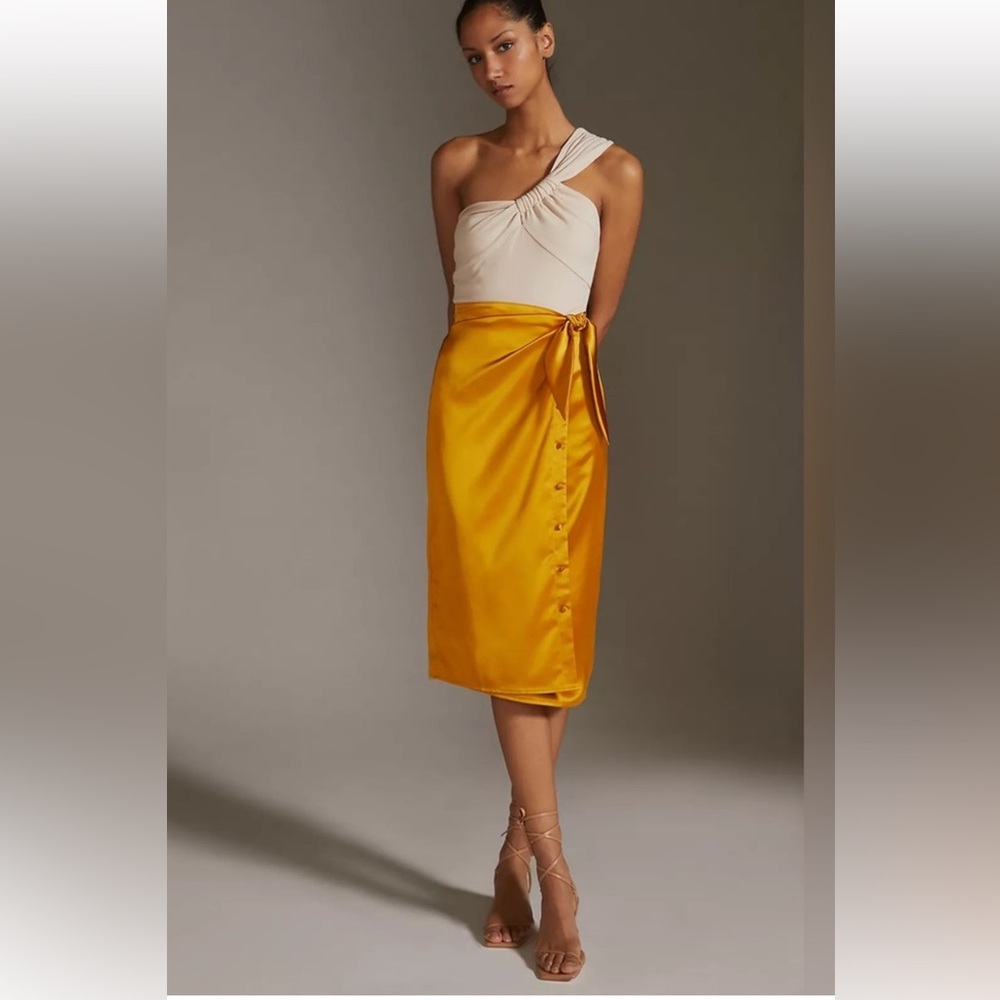 Gorgeous satin Anthropologie wrap skirt size Small
